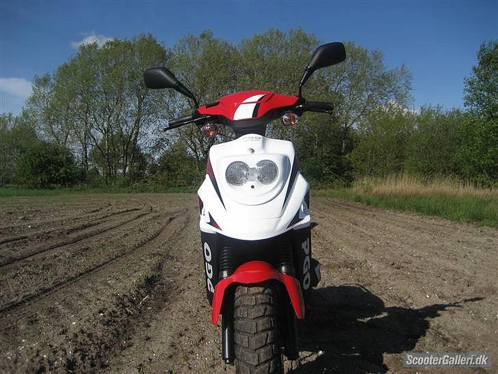 PGO hot 50 billede 2