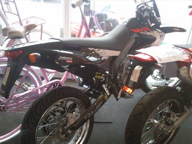 Derbi Senda x-race 50 sm - dagen før jeg hentede den :P billede 15