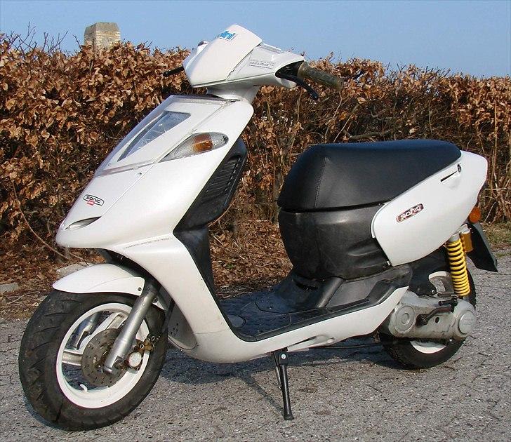 Aprilia Sonic billede 2