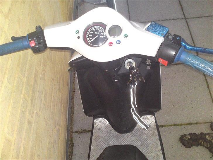 Yamaha Jog R (Solgt) billede 5