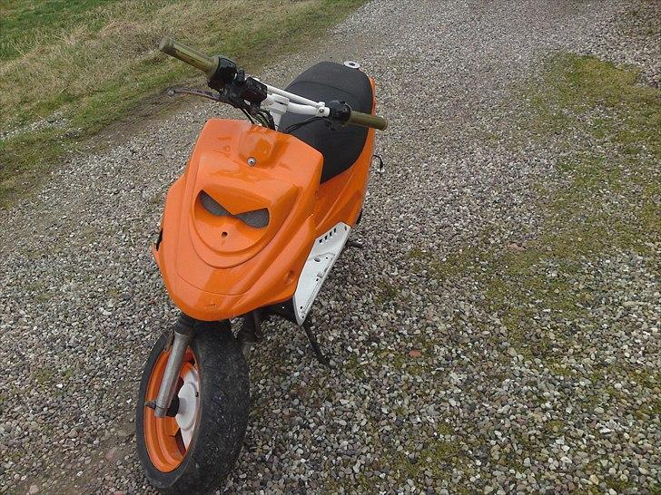 PGO hot 50 orange billede 1