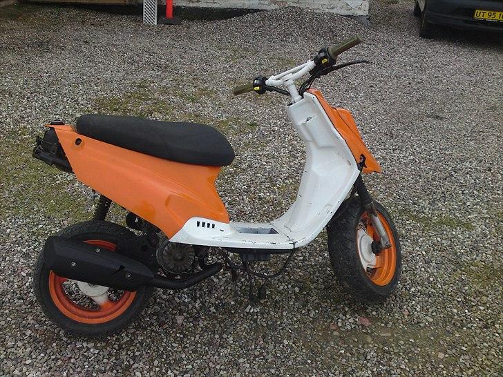 PGO hot 50 orange billede 3