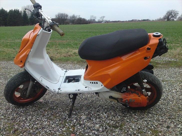 PGO hot 50 orange billede 7