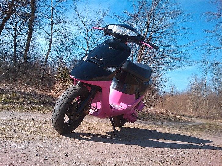 PGO Comet e1 pink solgt billede 7