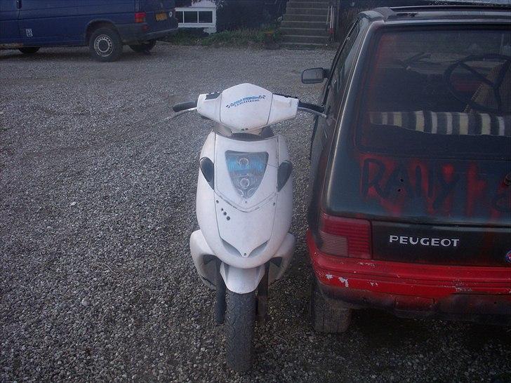 Aprilia sonic ac SOLGT:( billede 2