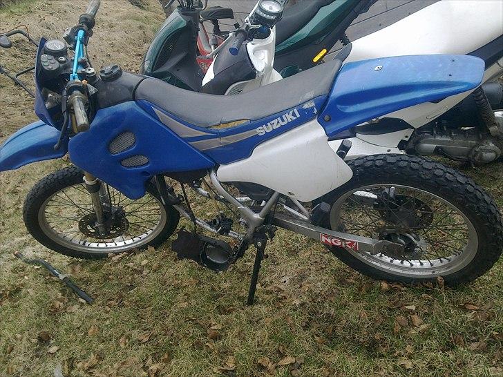 Suzuki rmx billede 3