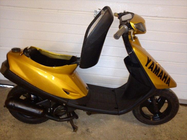 Yamaha Jog AS Metalgul (SOLGT) billede 6