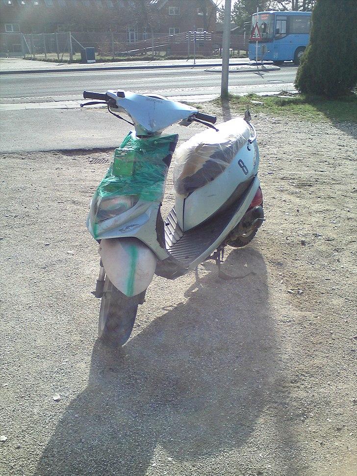 Suzuki Estilete  billede 1