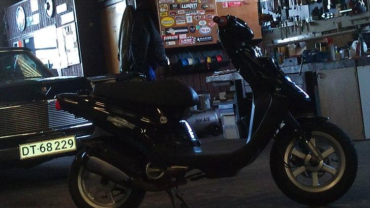 PGO Hot 50 billede 4