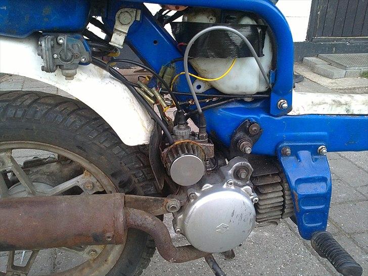 Suzuki Fz50 (SOLGT) billede 4