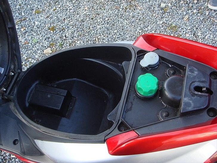 Yamaha Jog R (Før) SOLGT billede 7