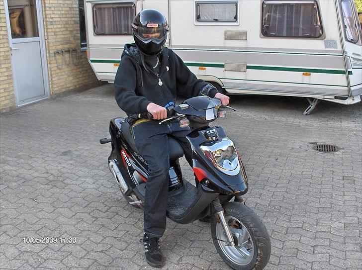 PGO Hot 50 [SOLGT] billede 2