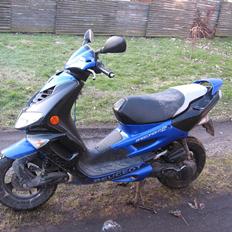 Peugeot speedfight 2