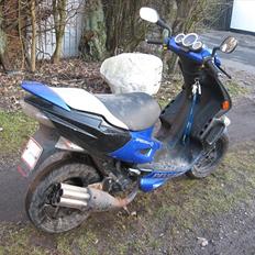 Peugeot speedfight 2