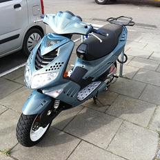 Peugeot Speedfight 2 til salg.