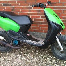 Yamaha Neos