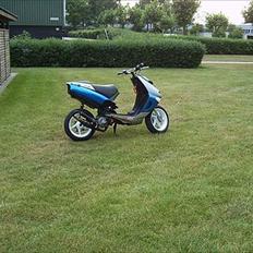 Aprilia SR50 /Blok taget af/