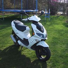 Peugeot Speedfight 2 (SOLGT)