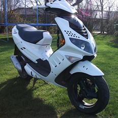 Peugeot Speedfight 2 (SOLGT)