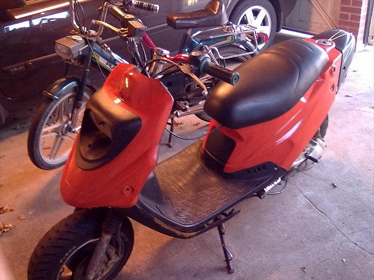 PGO hot 50 2002 - byttet billede 2