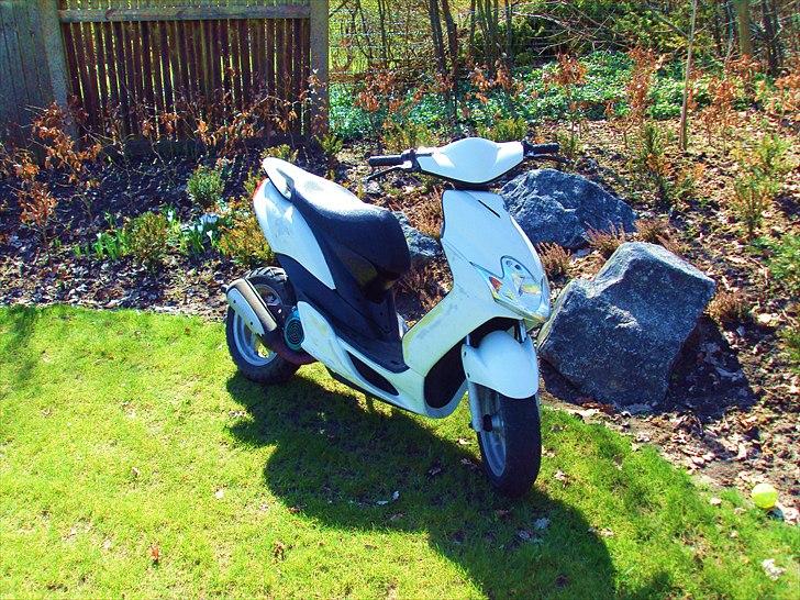 Yamaha Jog R TIL SALG!  billede 2