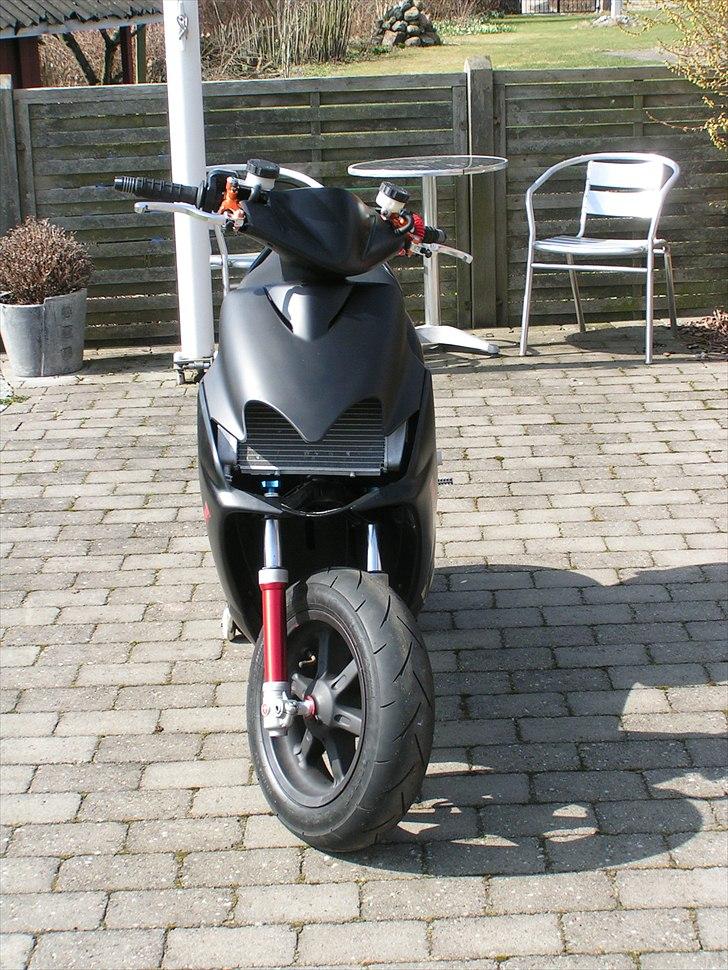 Yamaha jog rr  solgt. billede 3