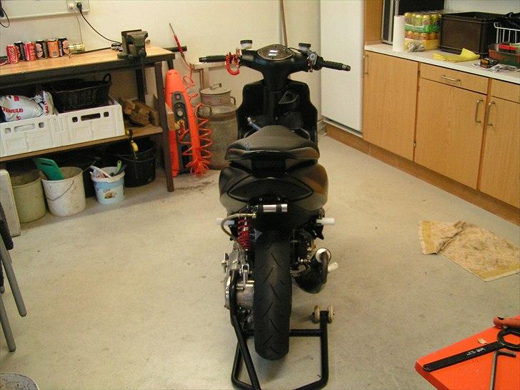 Yamaha jog rr  solgt. billede 7