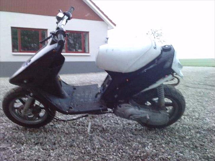 Yamaha jog AS billede 5