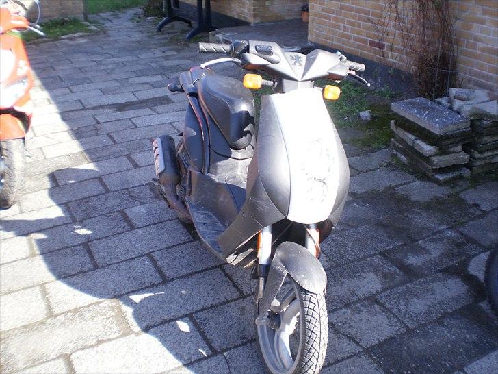 Peugeot ludix pro (slogt)  billede 1