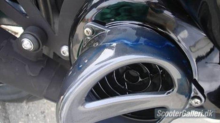 Yamaha JogR ThunderAirbrush - taget med 21 megapixel kamera. billede 19