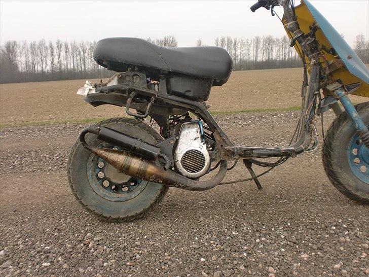 Yamaha booster/stunt svin billede 4