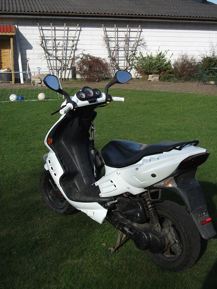 Peugeot Speedfight 2 (SOLGT) billede 5