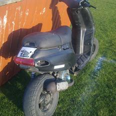 Piaggio Thypoon Solgt