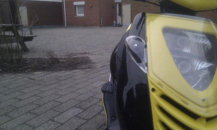 Aprilia Sonic billede 2