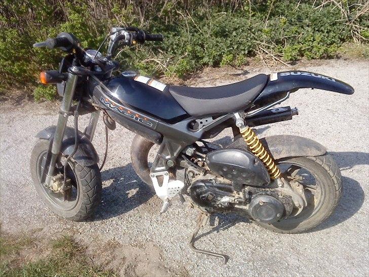 Suzuki street(solgt tilbage)(savnet) billede 1