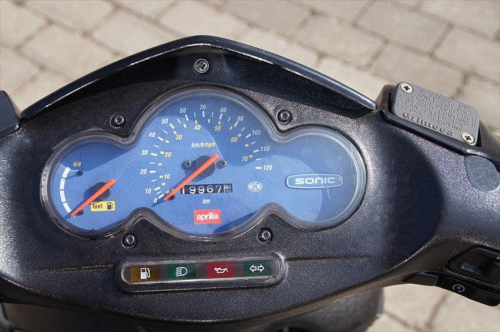 Aprilia Sonic billede 2