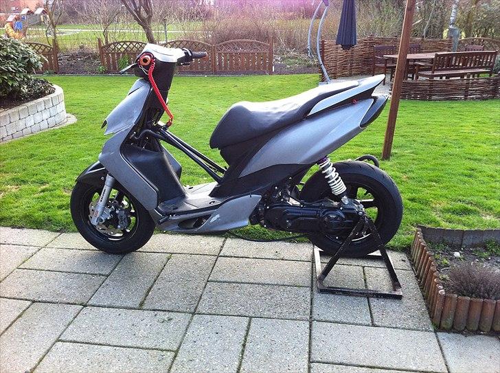 Yamaha Jog RR billede 6