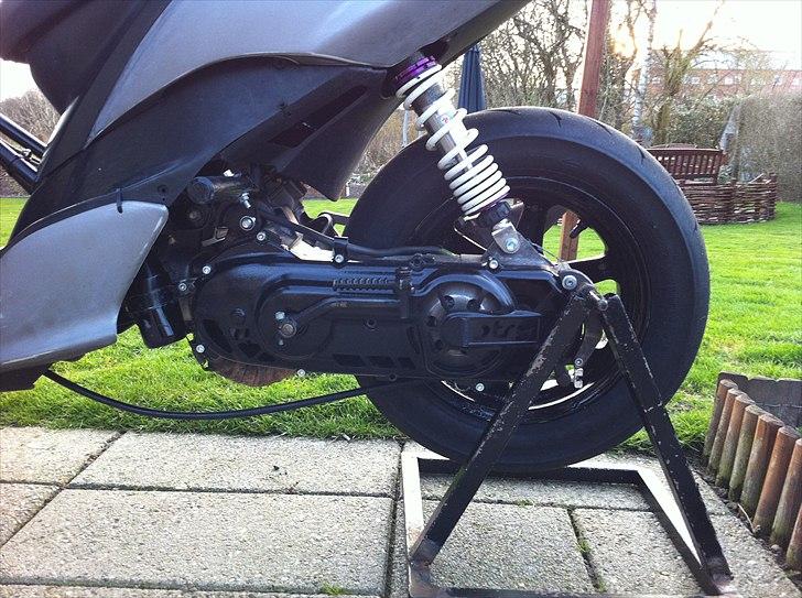 Yamaha Jog RR billede 7