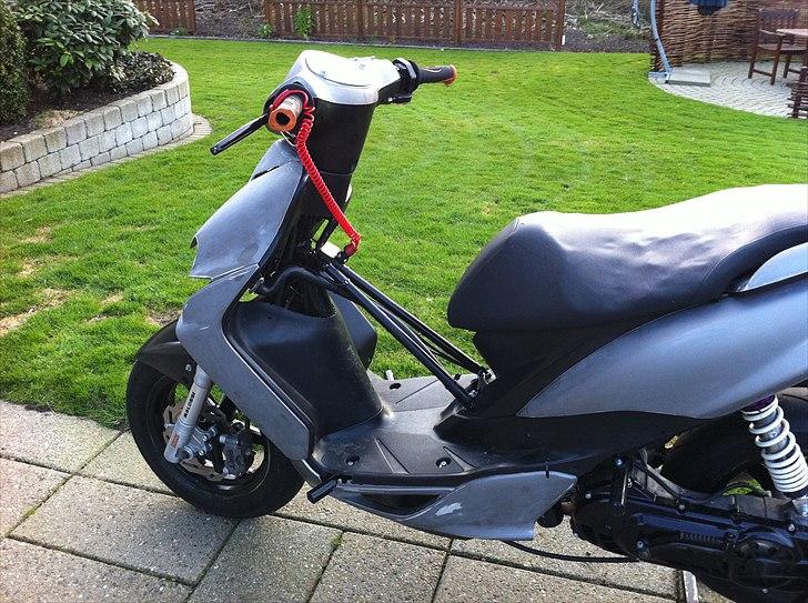 Yamaha Jog RR billede 9