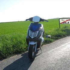 Aprilia Sonic  SOLGT