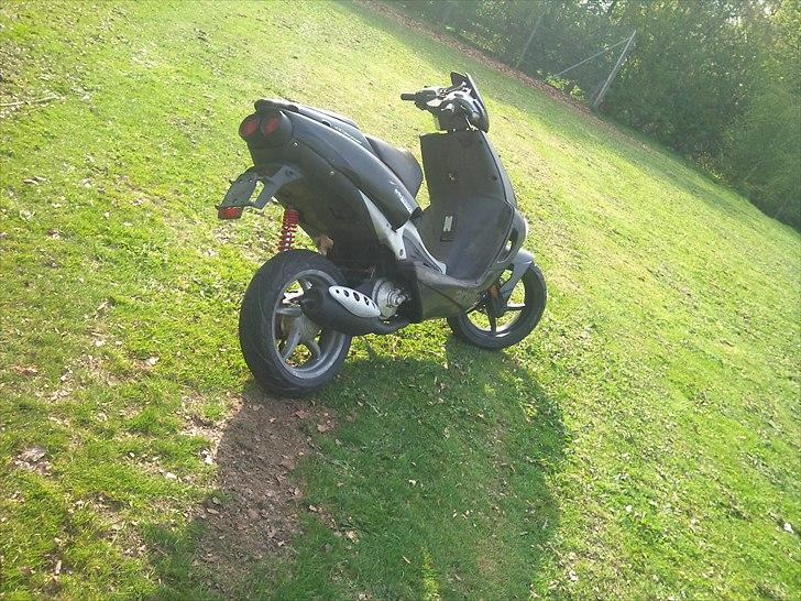 Aprilia Sr50 GP1 SOLGT! billede 8