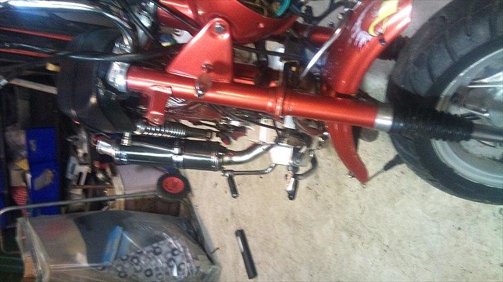 Honda Dax - med de gamle støddæmpere 340 mm billede 4