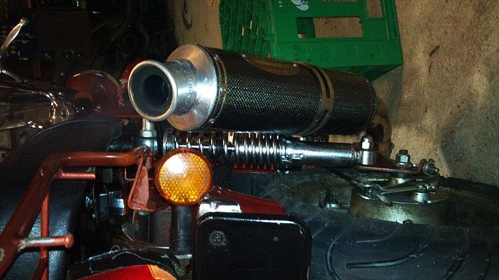 Honda Dax - udstødningen og den gamle bagende  billede 5