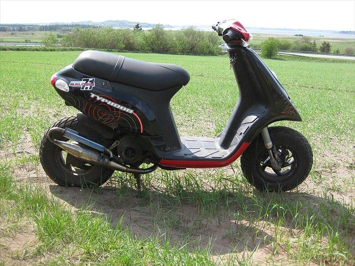 Piaggio Typhoon billede 2