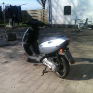 Aprilia sonic