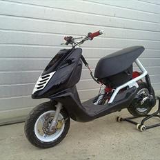 Aprilia Sonic Team Solgt