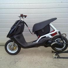 Aprilia Sonic Team Solgt