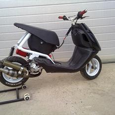 Aprilia Sonic Team Solgt