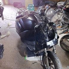 Aprilia habana custom Chrom solgt