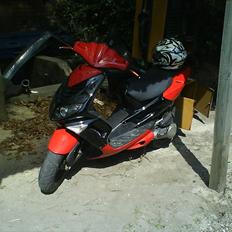 Peugeot speedfight 2 solgt;(